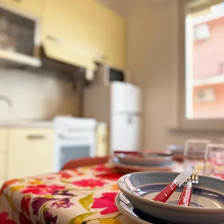 200 Mt Dal Mare - Due Balconi E Vista Sul Mare Διαμέρισμα *