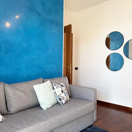 200 Mt Dal Mare - Due Balconi E Vista Sul Mare Apartman