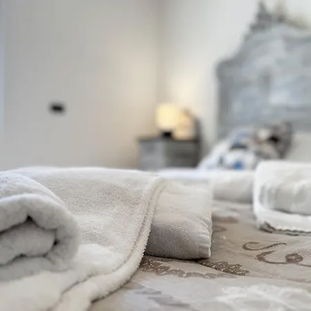 200 Mt Dal Mare - Due Balconi E Vista Sul Mare Apartman *