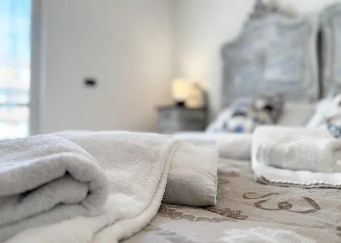 200 Mt Dal Mare - Due Balconi E Vista Sul Mare 公寓 *